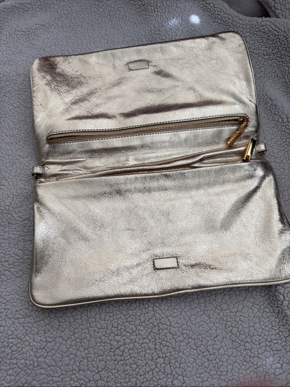 Tory Burch Metallic Gold Leather Logo Clutch(no shoulder chain) - Picture 2 of 9
